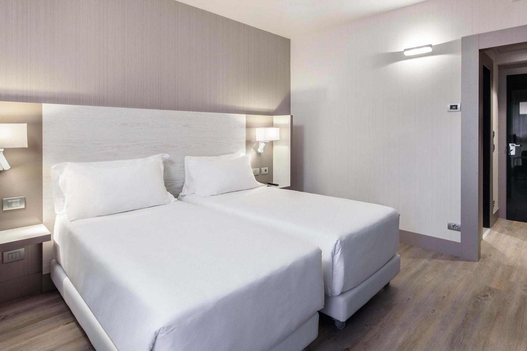 Nh Milano Congress Centre Hotel Assago Kültér fotó