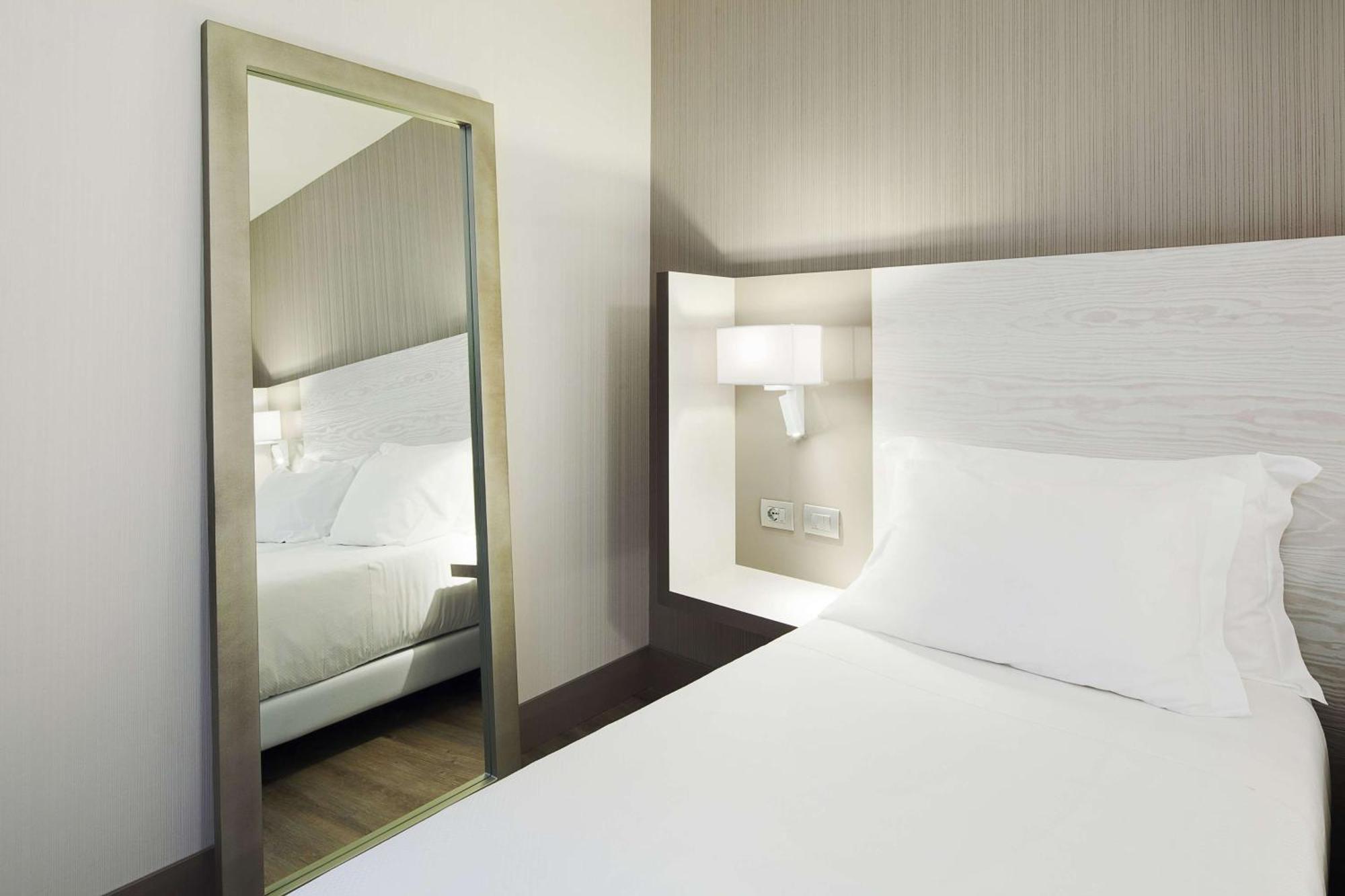 Nh Milano Congress Centre Hotel Assago Kültér fotó