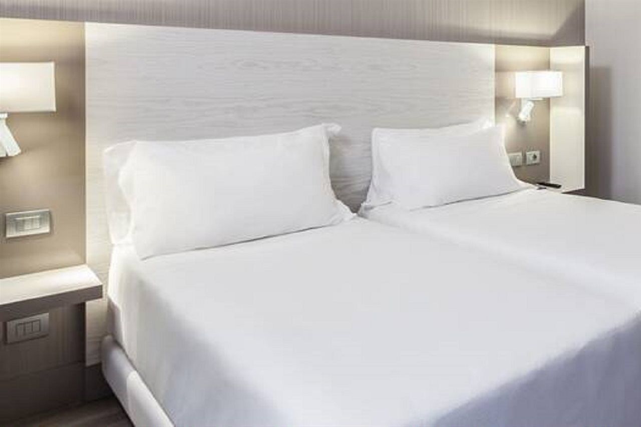 Nh Milano Congress Centre Hotel Assago Kültér fotó